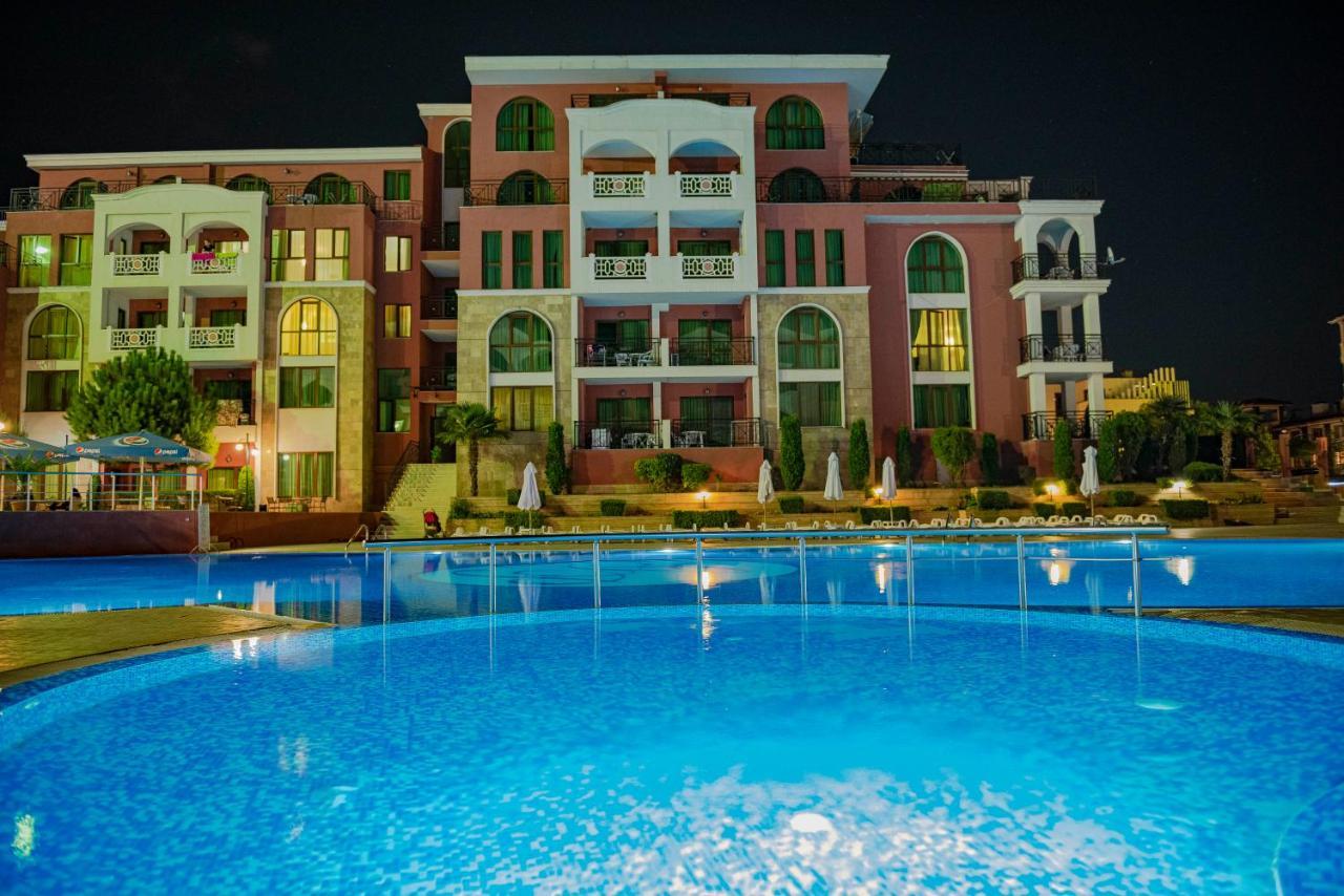 Menada Sveti Vlas Apartments Extérieur photo