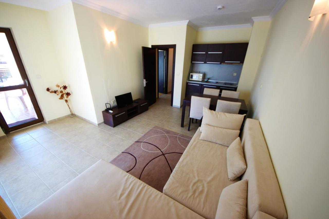 Menada Sveti Vlas Apartments Extérieur photo