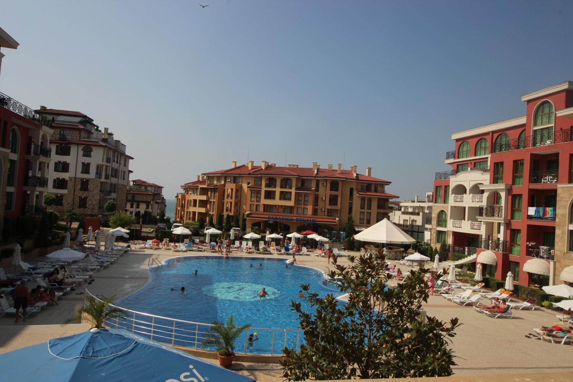 Menada Sveti Vlas Apartments Extérieur photo